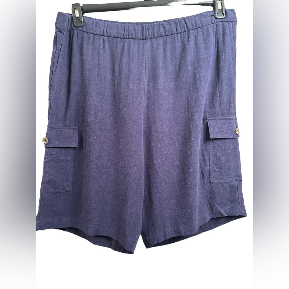 JUNE SALE… PRICE DROP!!!  Susan Graver Navy Blue Pull-On Cargo Bermuda Shorts